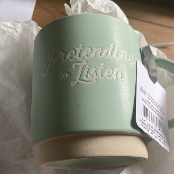 “Pretending to Listen” Mug NWT - Picture 7 of 7